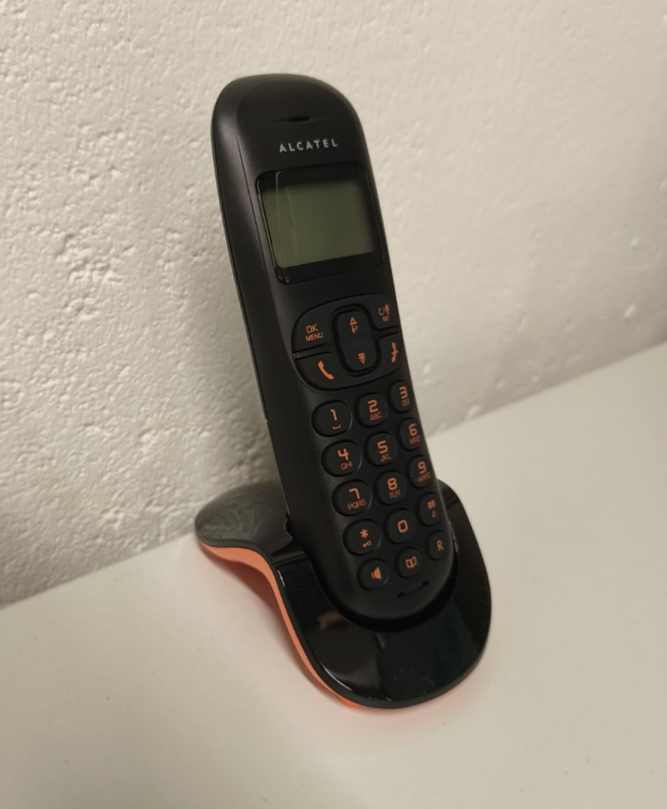 Alcatel C250 InvisiBase Schnurlostelefon DECT Telefon Freisprechfunktion Display
